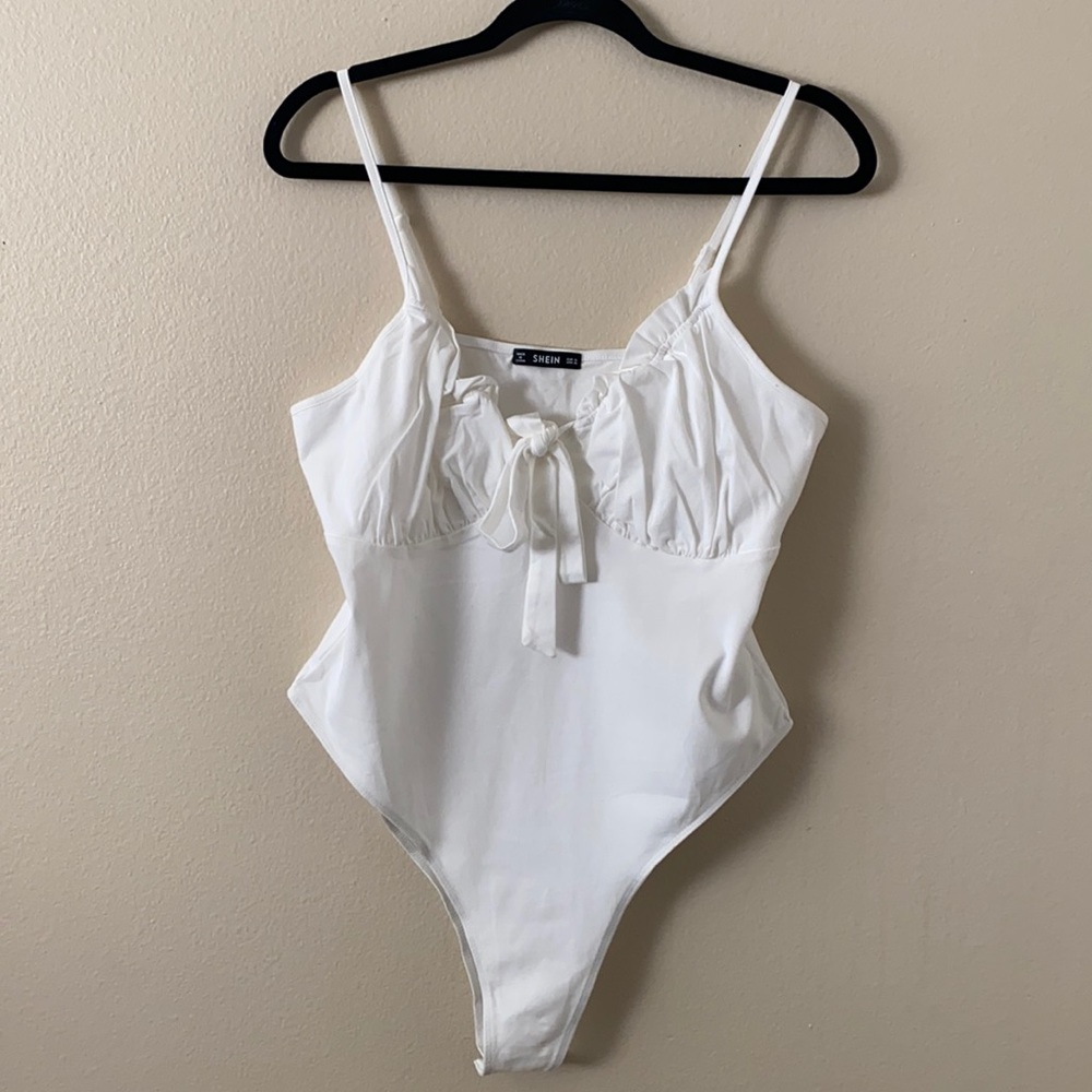 Shein white bodysuit size XL NEW